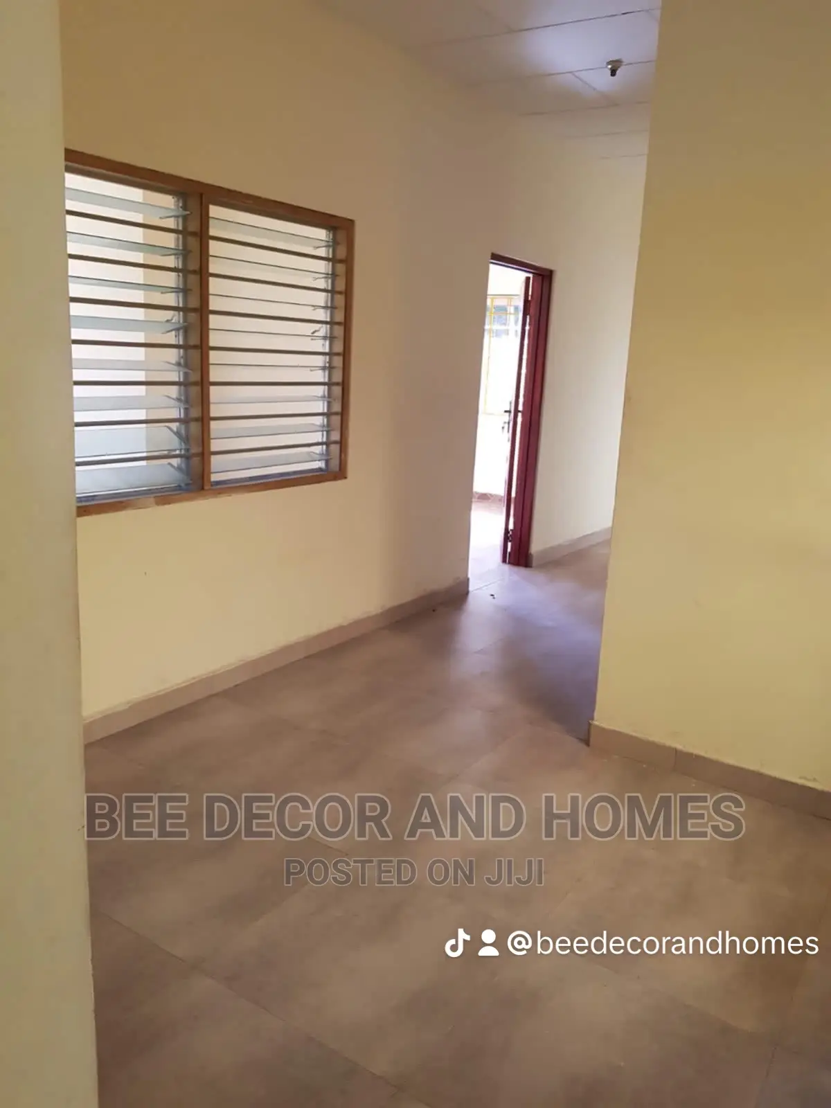 9bdrm House in Bee Decor And Homes, Adenta for sale
