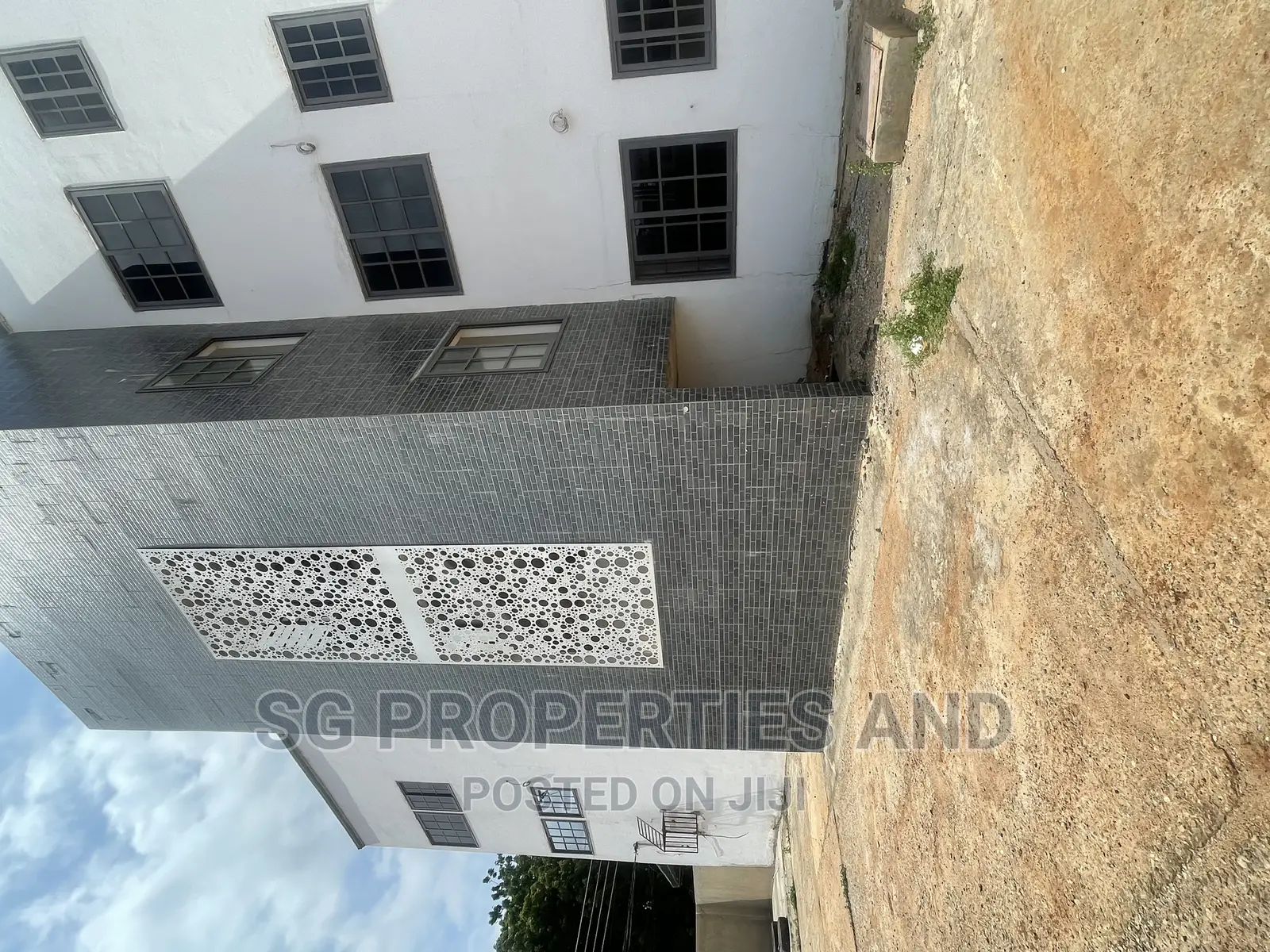 1bdrm Apartment in Ecobank, Spintex for rent