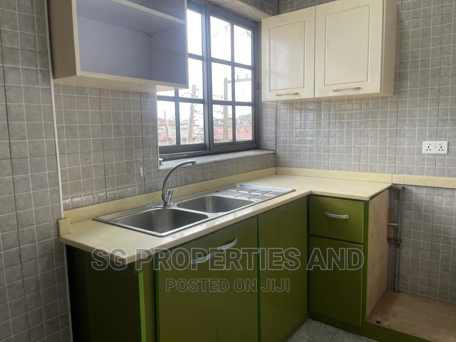 1bdrm Apartment in Ecobank, Spintex for rent