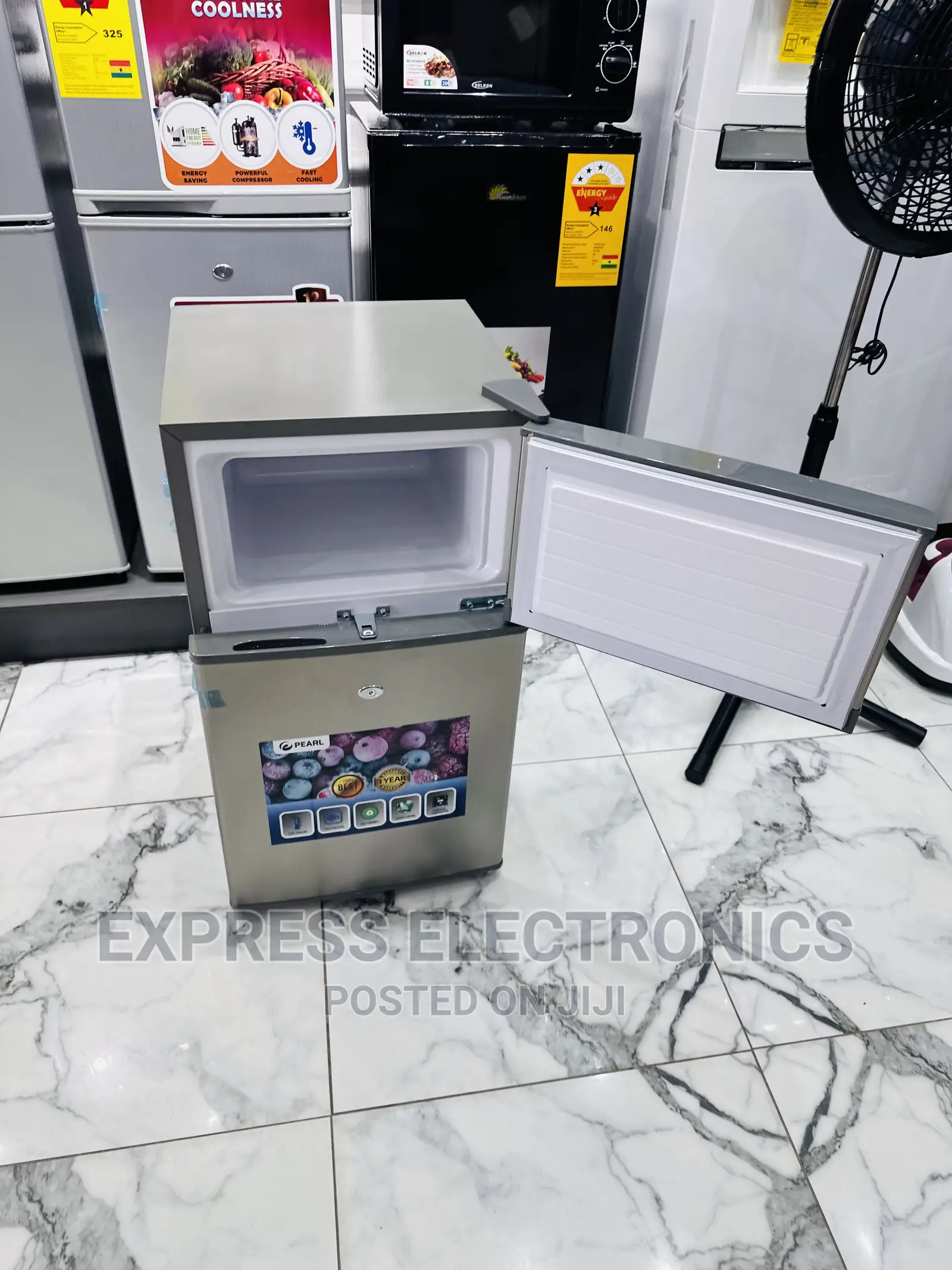 Small but Mighty Table Top Double Door Fridge Pearl 10T