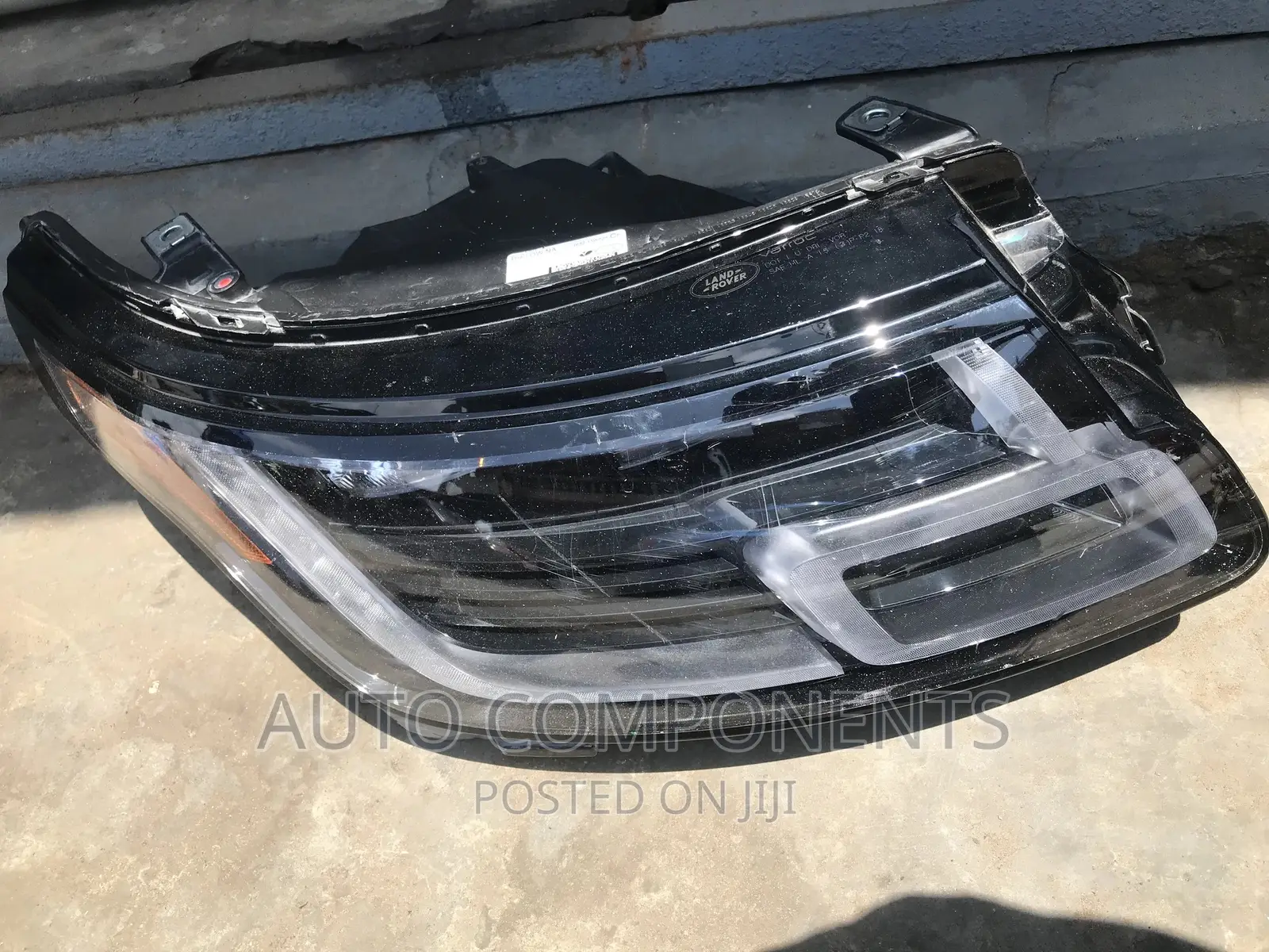 Range Rover ( Evoque) 2020 Head Light