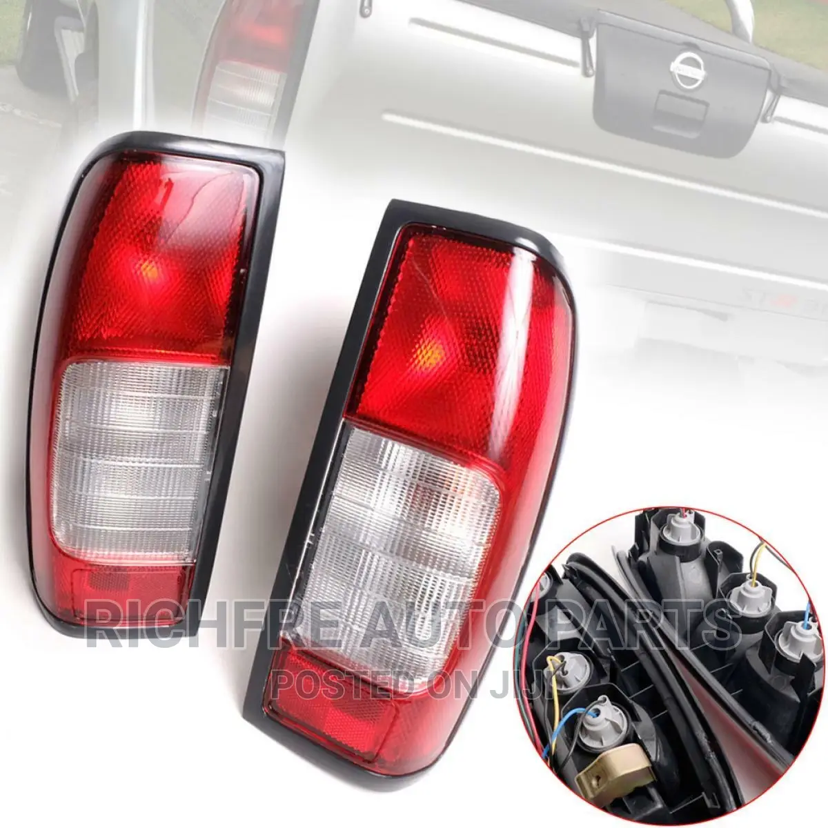 Nissan Hardbody Tail Light