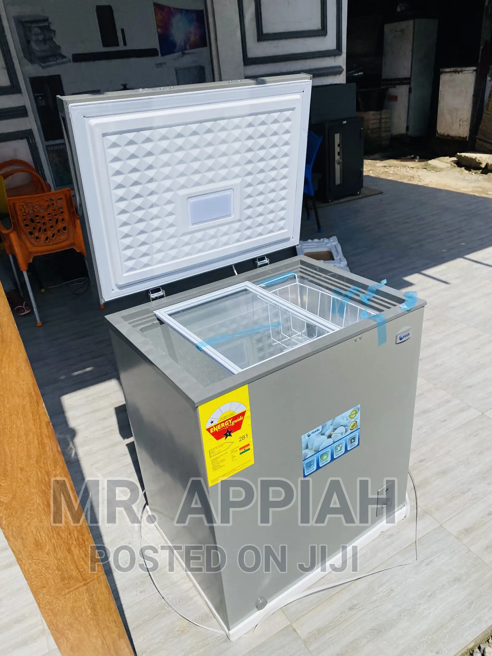 Authentic Pearl Single Door Chest Freezer(Pcf-)147ltr