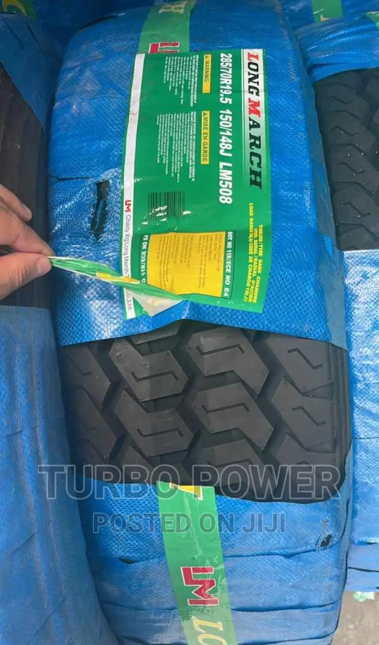 285/70r19.5 Longmarch Rough and Smooth