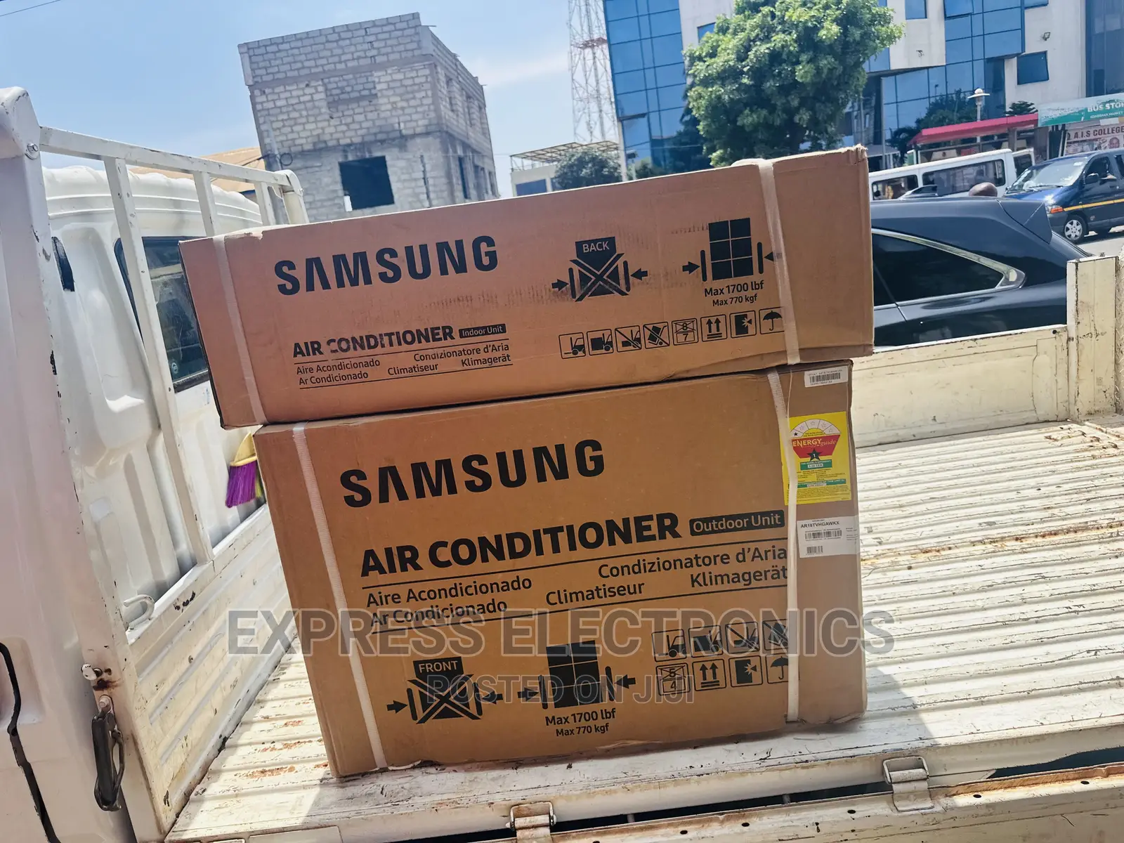 R410 Gas Inverter Split Samsung 2.0hp AR18BVHGAWK/AF.