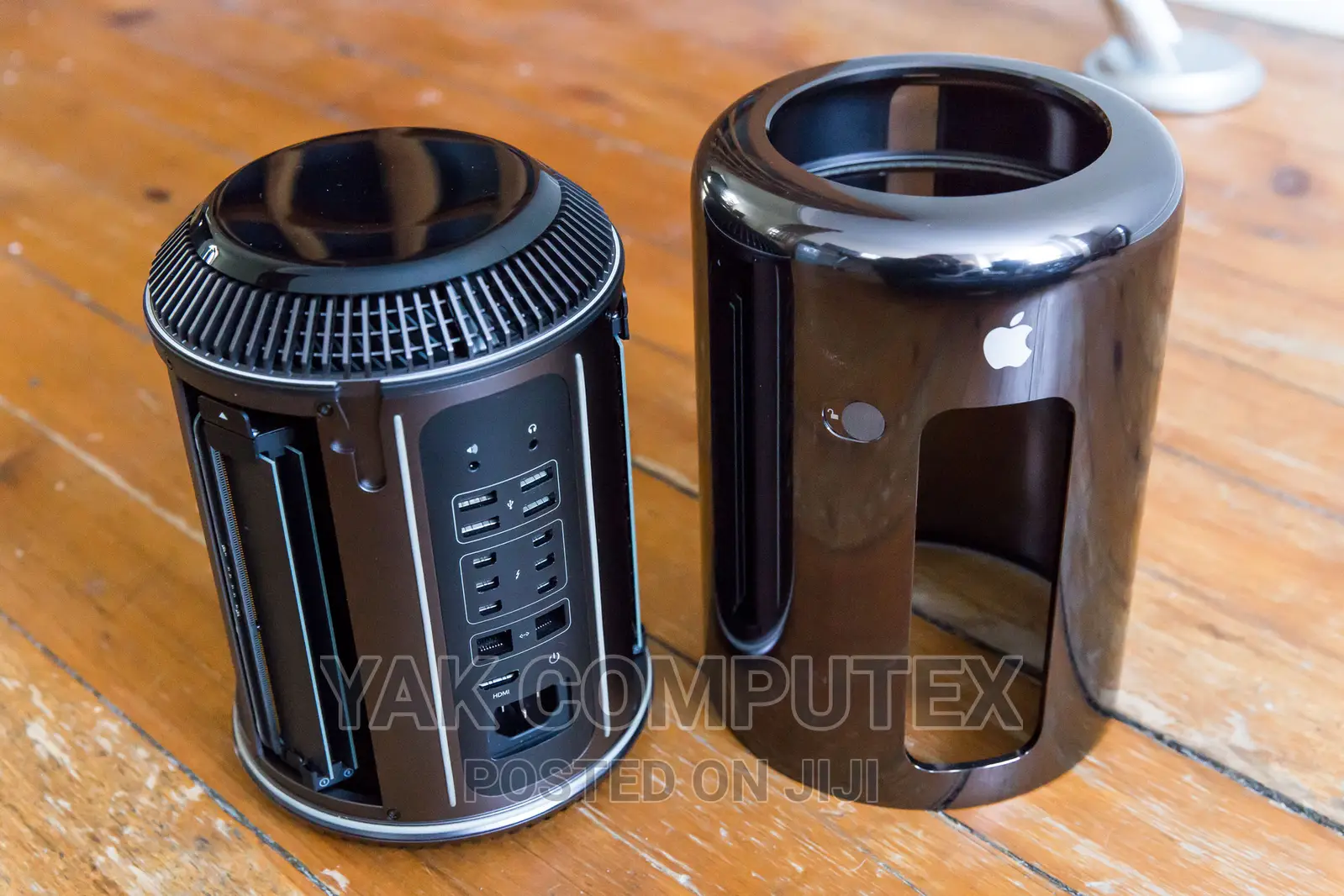 Desktop Computer Apple Mac Pro 32GB Intel Xeon SSD 1T