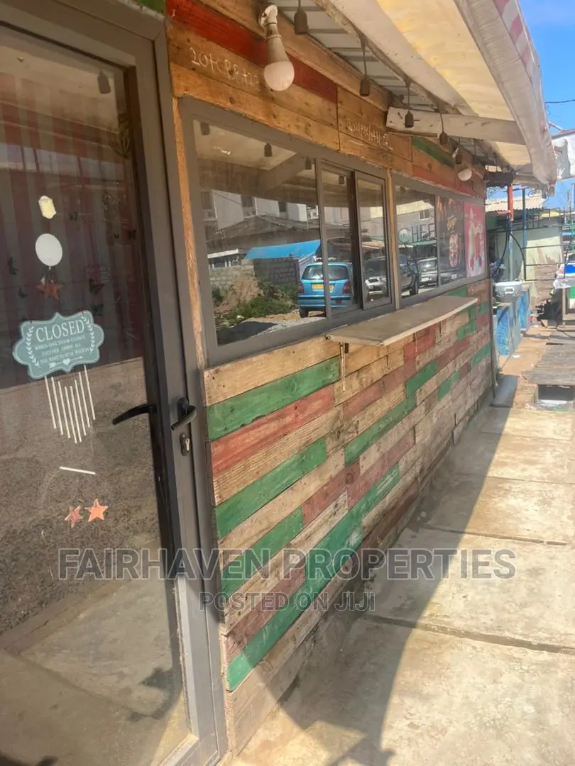 Shop Space /Restaurant for Rent at Osu
