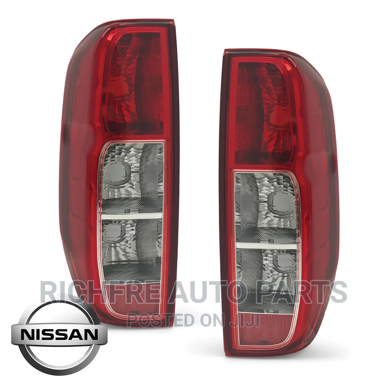 Nissan Navara Tail Light