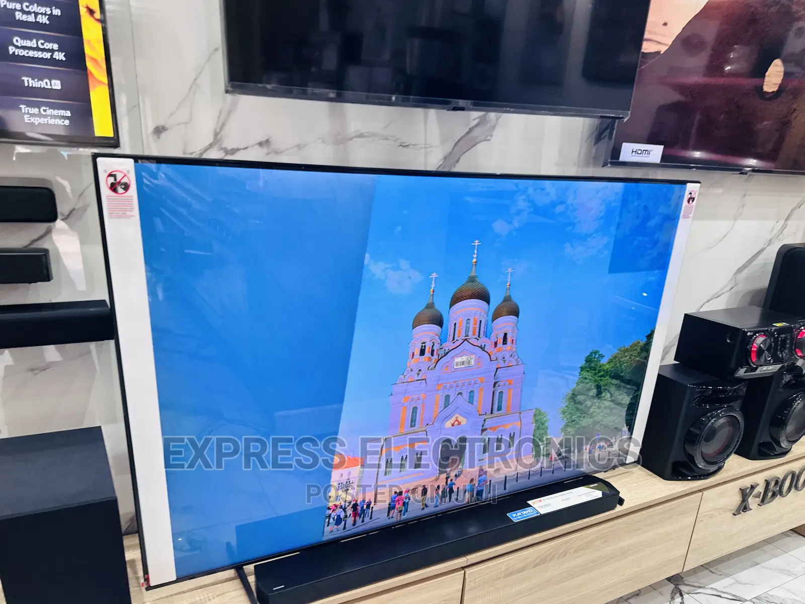 Finf and Enjoy Content UHD Smart Glossy Samsung 65”Bu8000