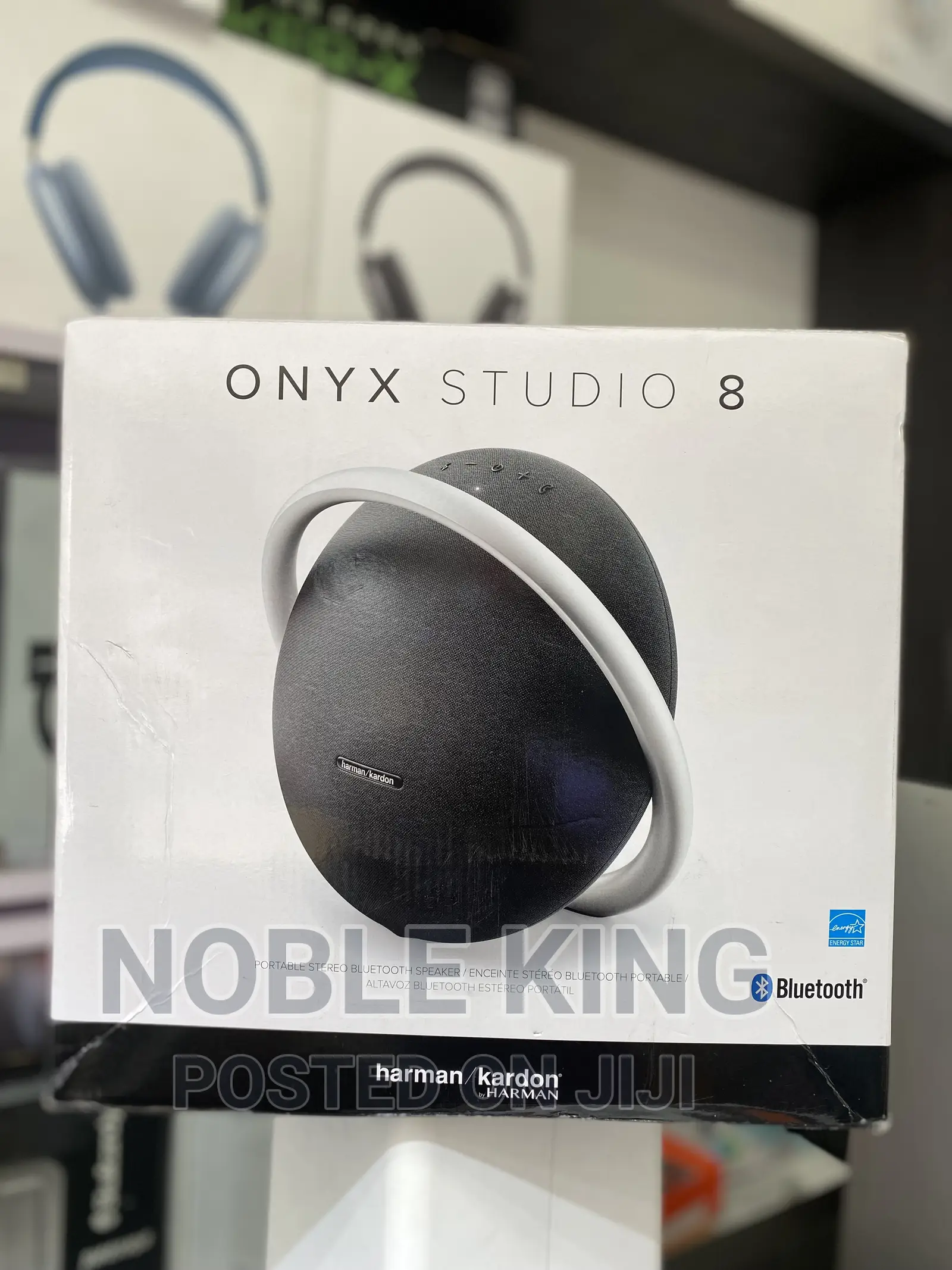Onyx Studio 8