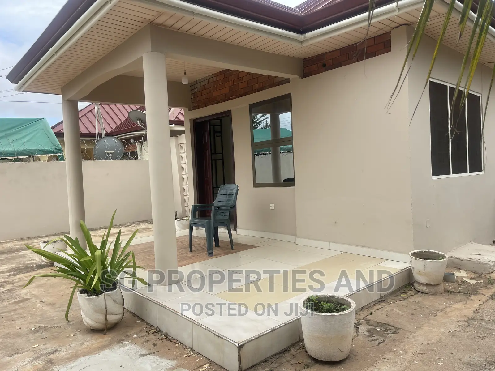 2bdrm House in Coastal, Spintex for rent