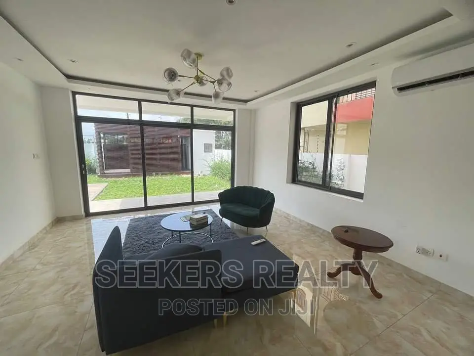 5bdrm House in Seekers Realty, East Legon for sale