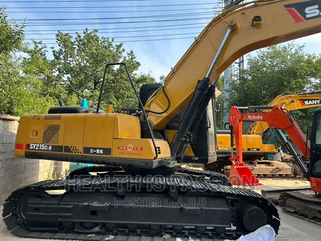 New Sany 215 Water Truck and Harmmer Line,Strong Pump