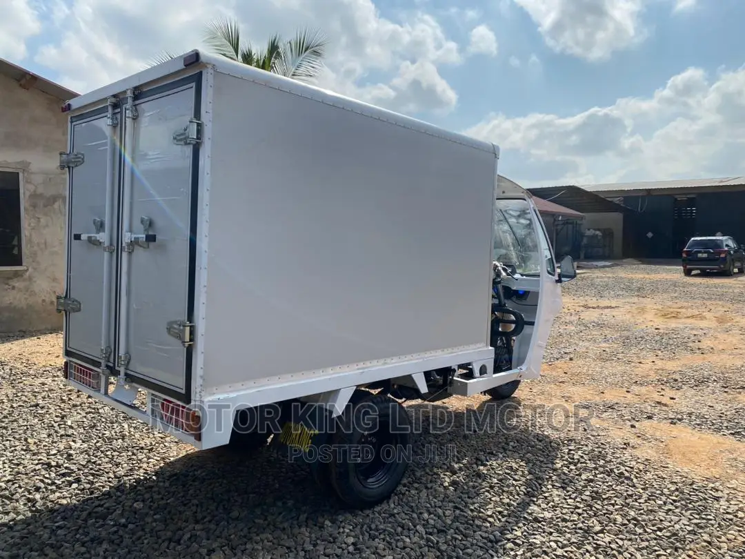 New Tricycle 2023 White