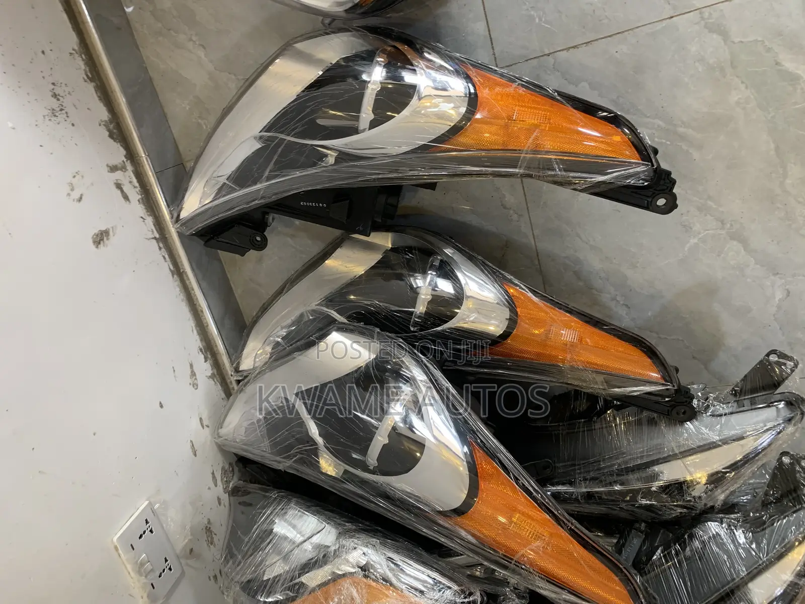 Veloster Headlights Pair