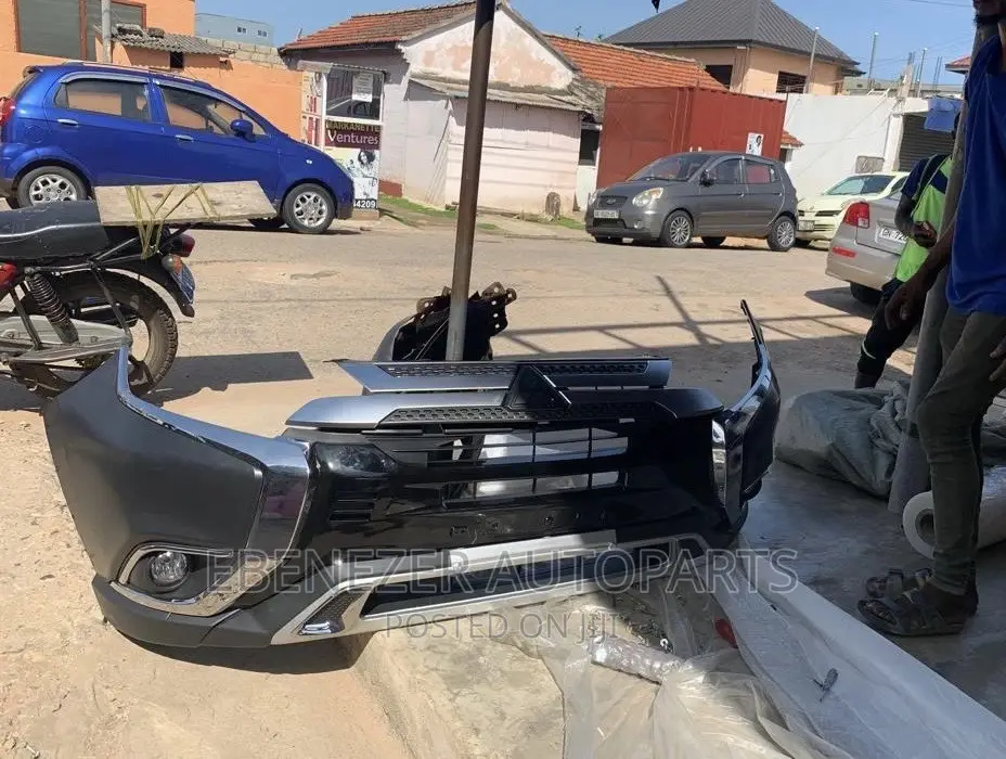 Mitsubishi Outlander 2019 - 2020 Front Bumper Complete