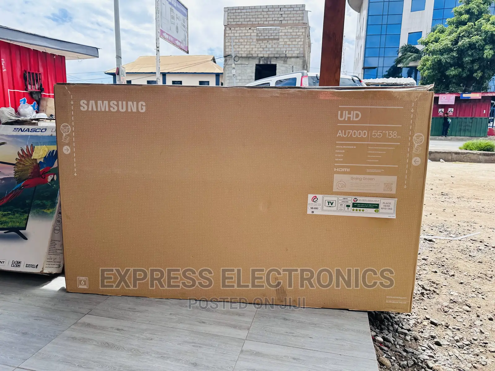 Experience Brilliant Uhd Smart 55”Bu8000 Samsung Tv