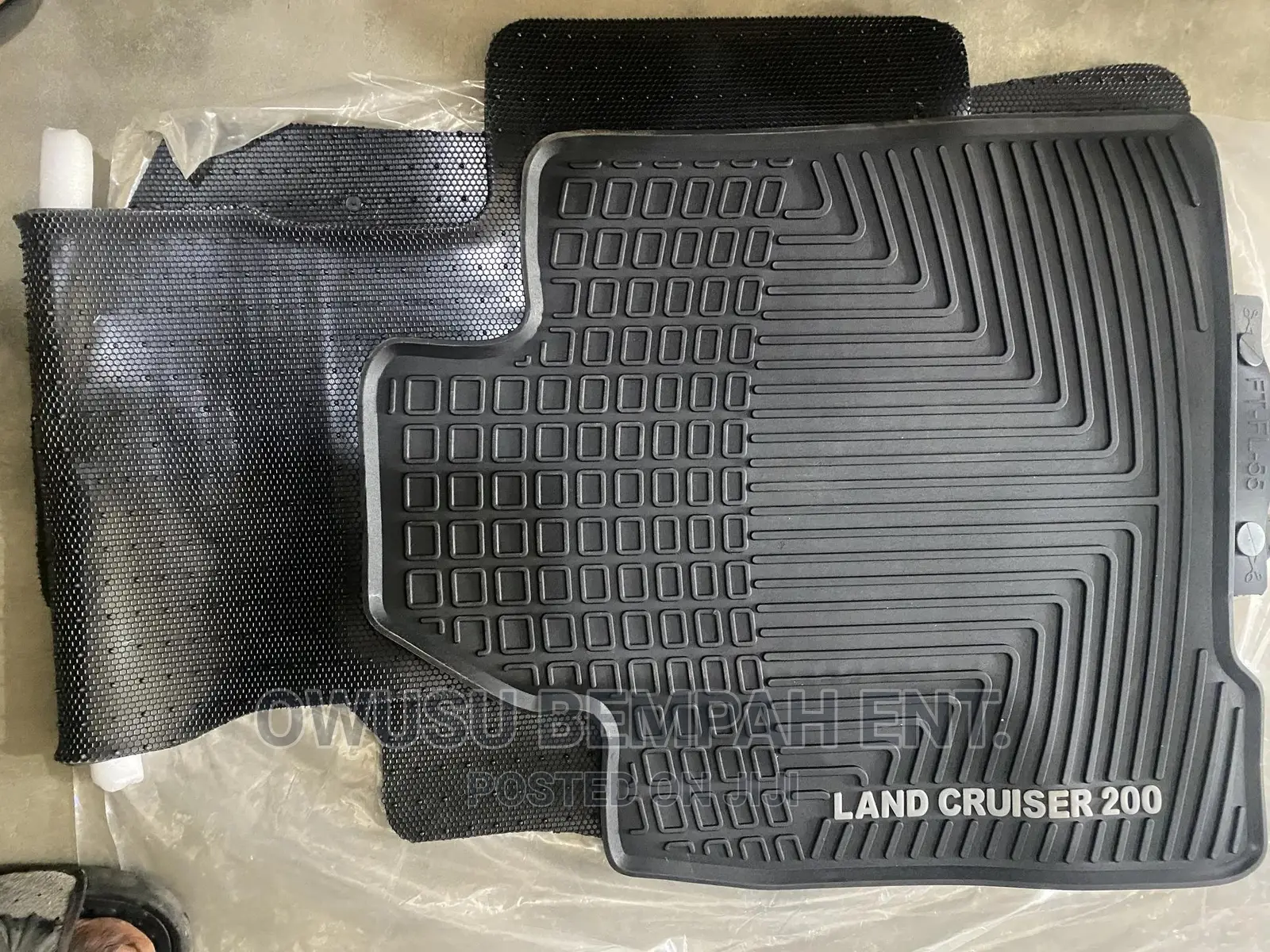 Toyota Land Cruiser 2008-15 Floor Mats