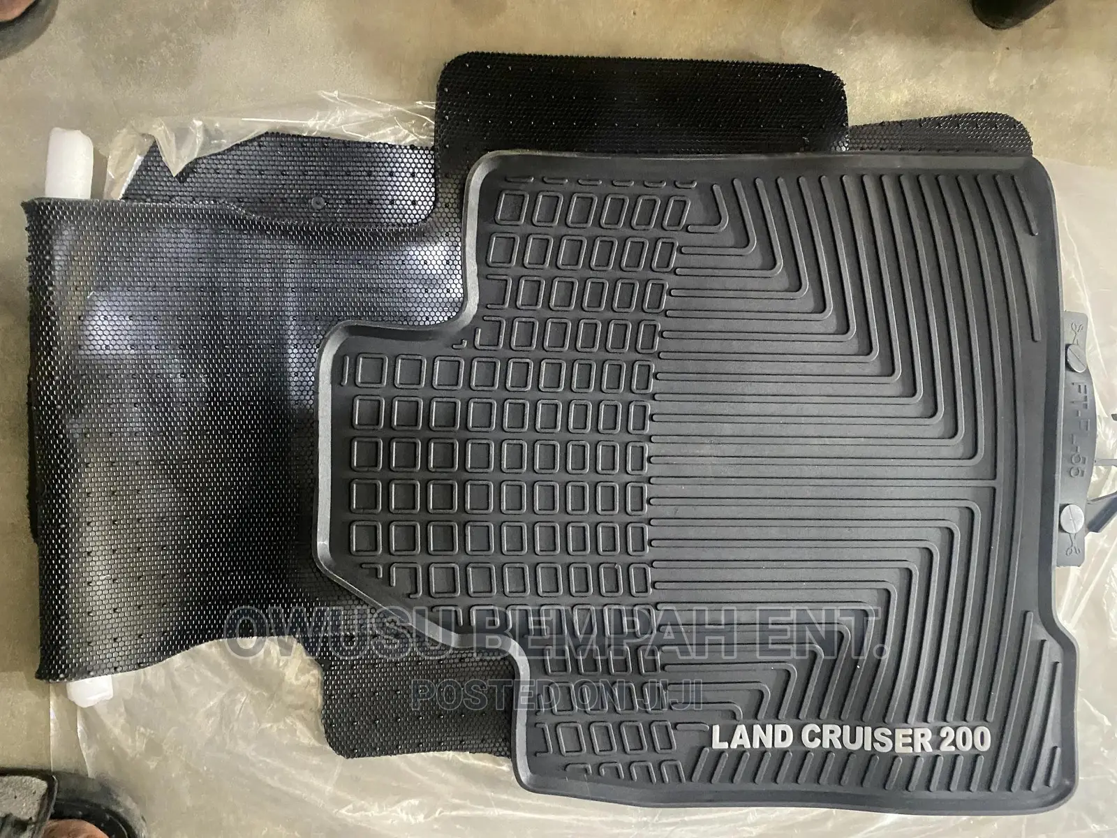 Toyota Land Cruiser 2008-15 Floor Mats
