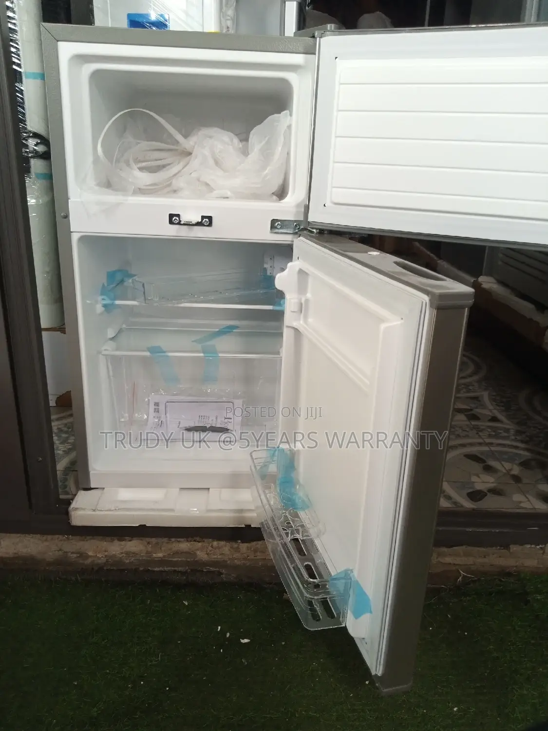 Silver Gray Fridge Top Freezer Quality Roch Tabletop Fridge