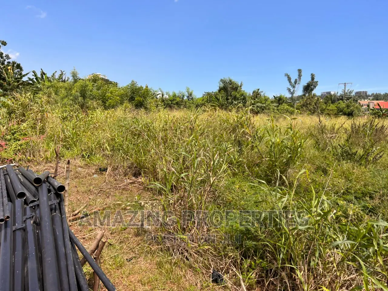 6 Plots of Land for Sale at Dzorwulu