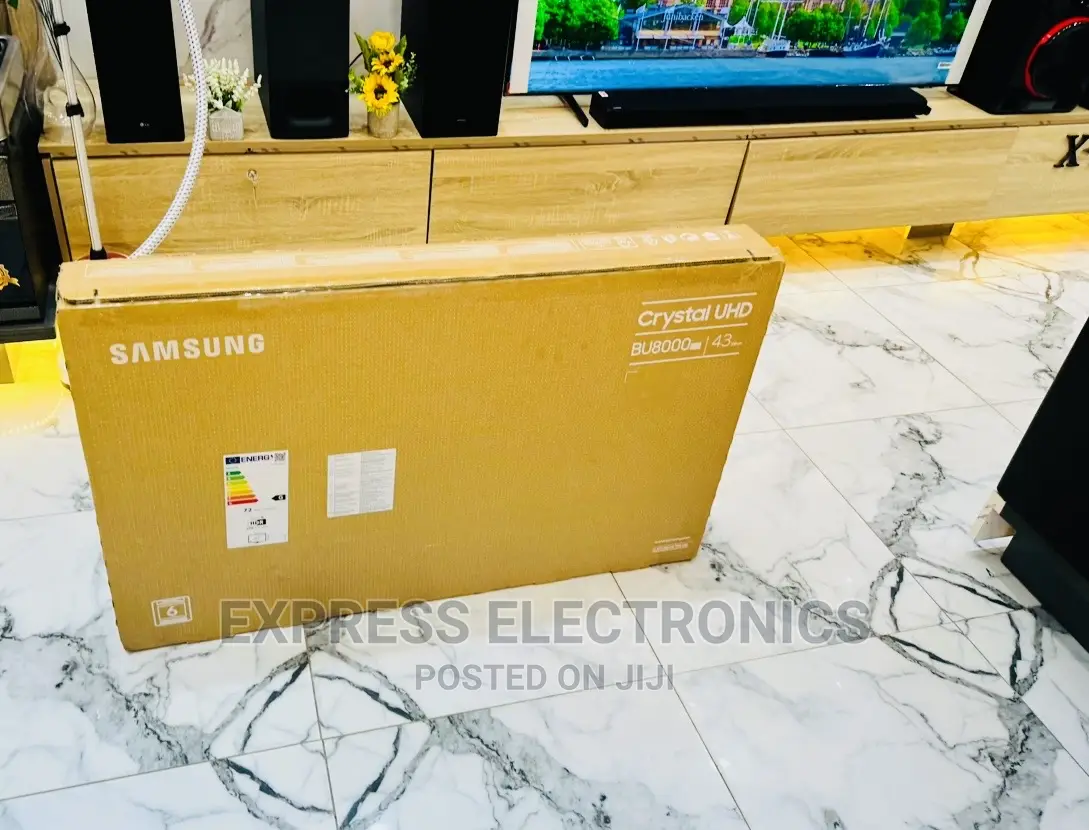 Immersive Yourself in Smart Samsung UHD 43”Bu8000 Tv 
