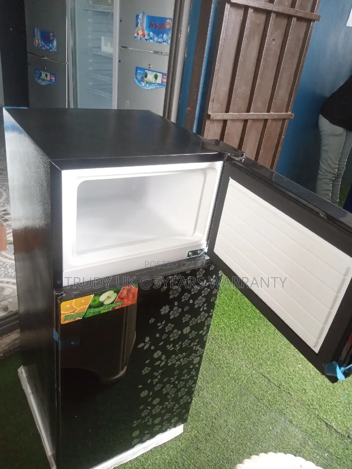 Fast Cooler Refrigerator Black Glass Fridge