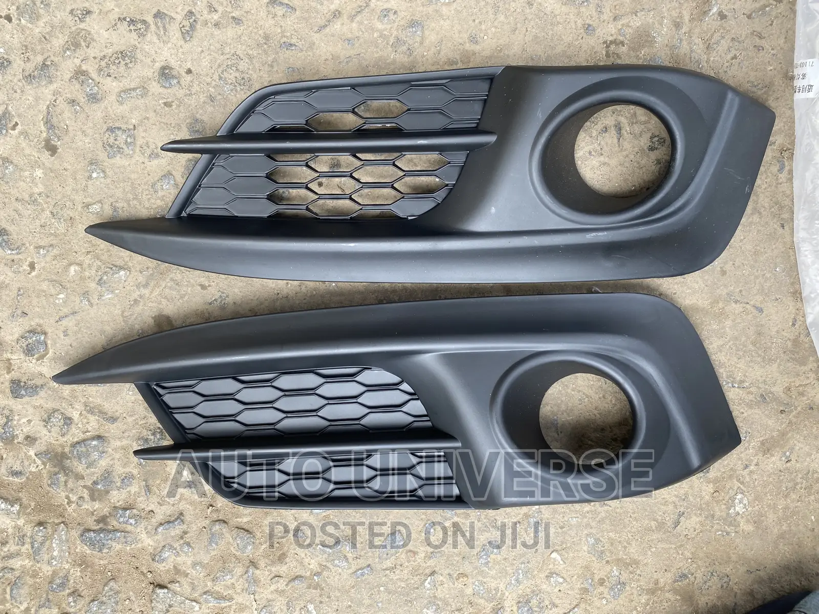 Honda Civic 2016 to 2017 Foglight Cover Available