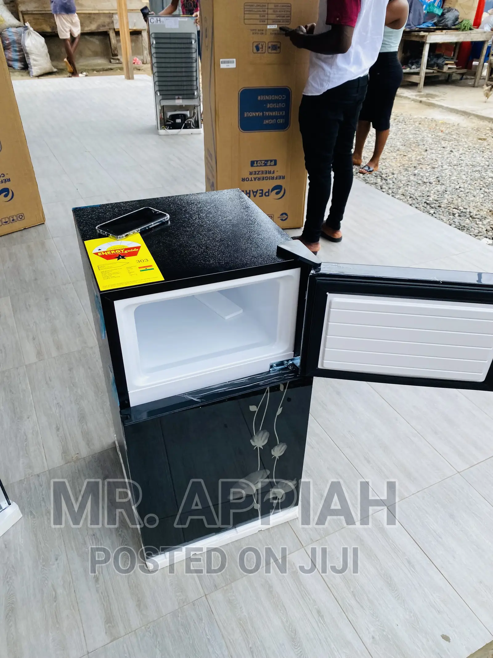 Super Chilling Pearl PF-10T Refrigerator(Black) 