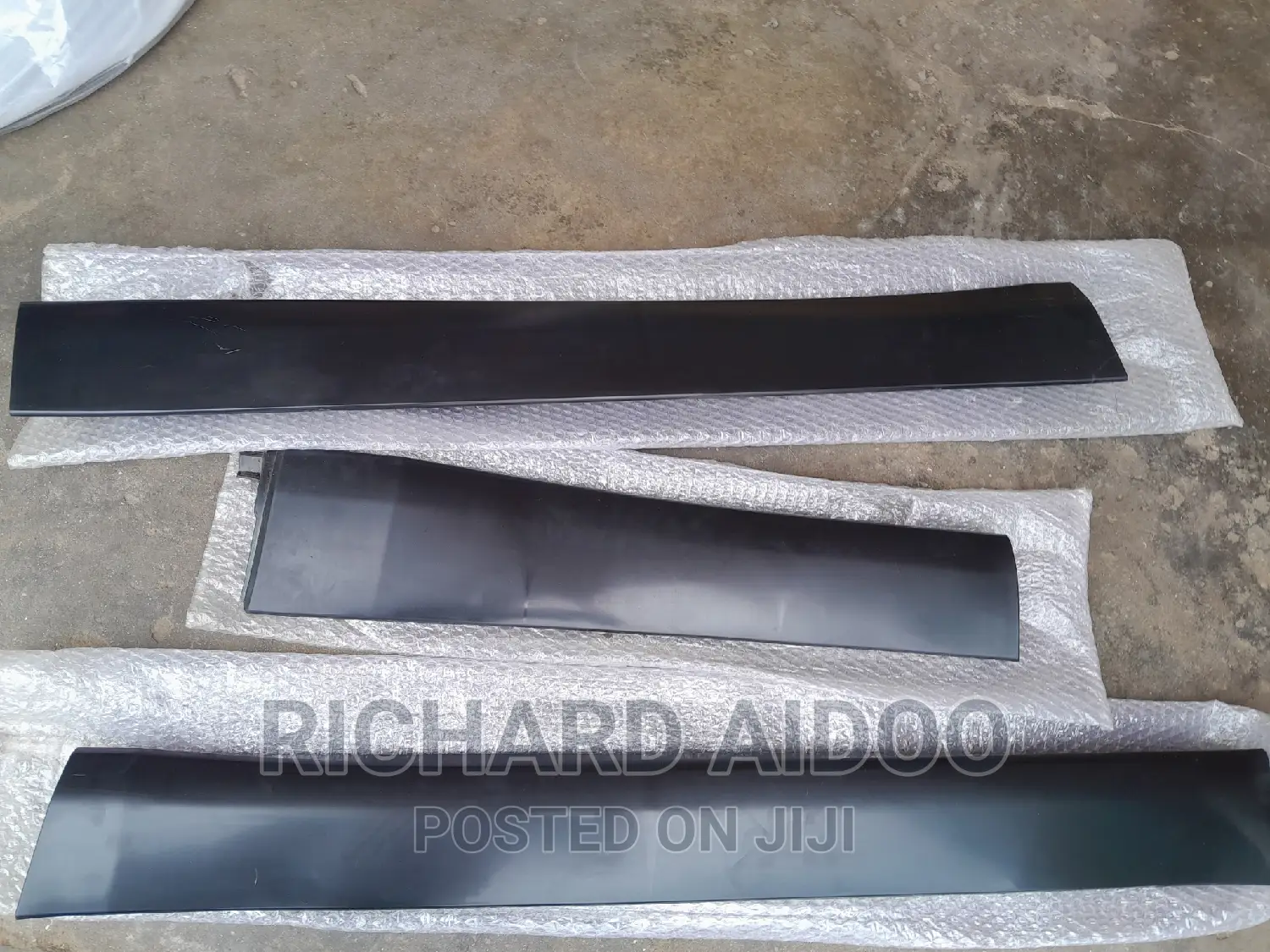 Toyota Highlander 2014/2016 Body Mouldings Available