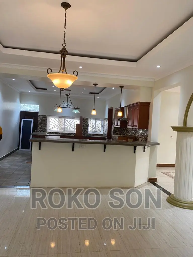 5bdrm House in Dr Roko, Achimota for rent
