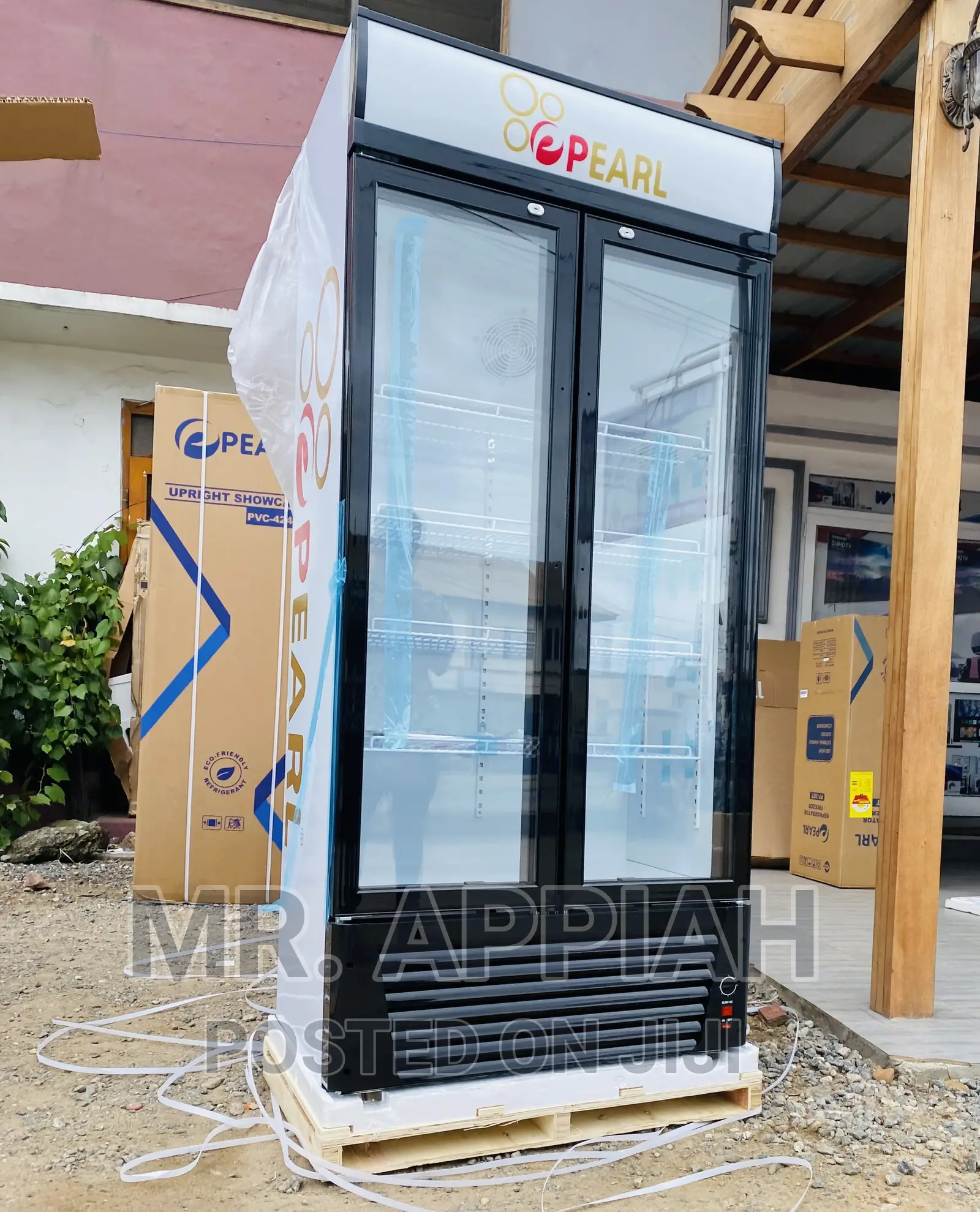Latest Pearl PVC 622-2b Double Door Display Fridge.