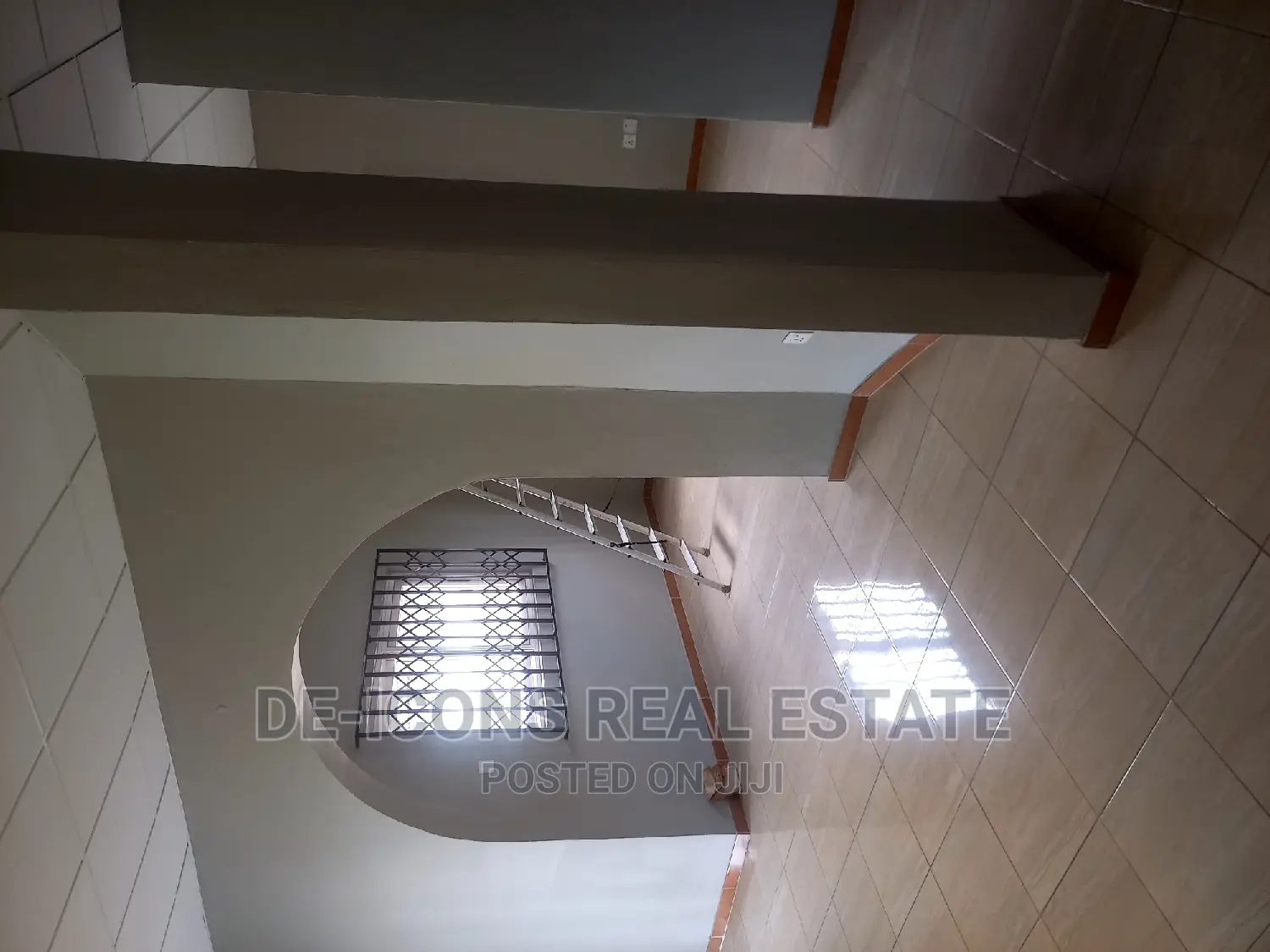 4bdrm Mansion in De-Icons Real Estate, Manet Court for sale