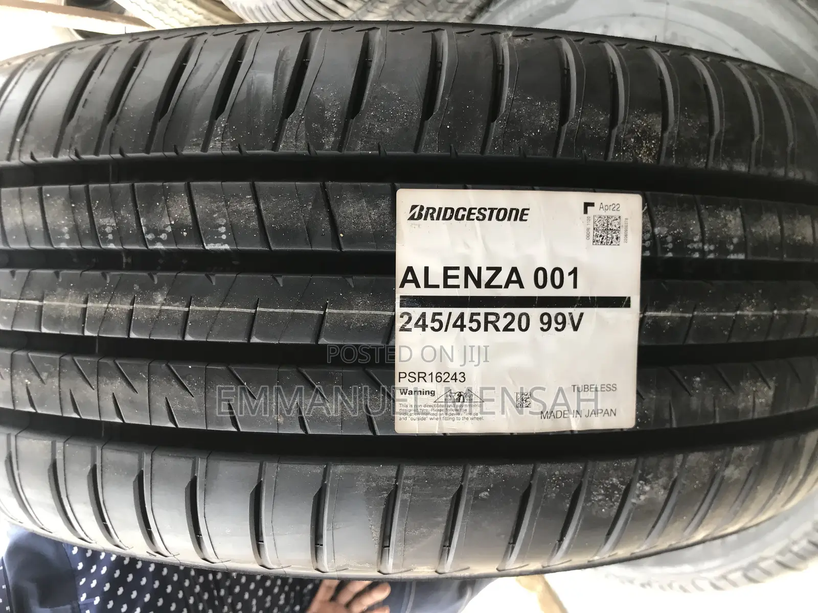 245/45r20 Brigdestone Tire