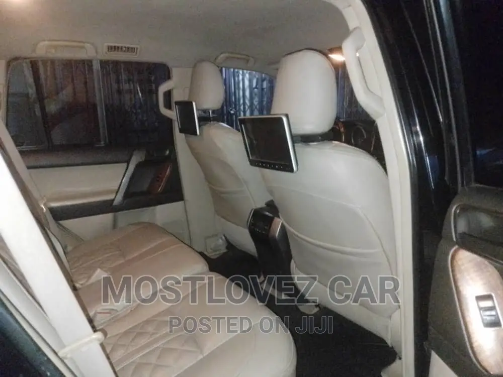 Car Rental Service - Prado for Rent - Car and Driver to Rent