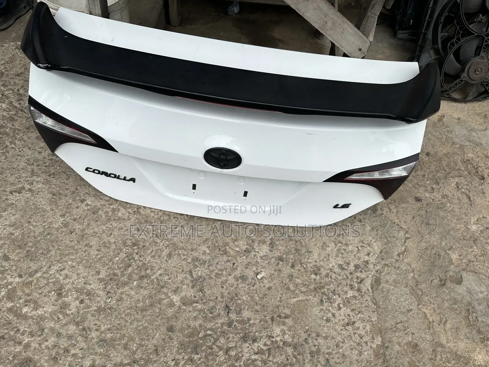 Toyota Corolla 2017 Boot