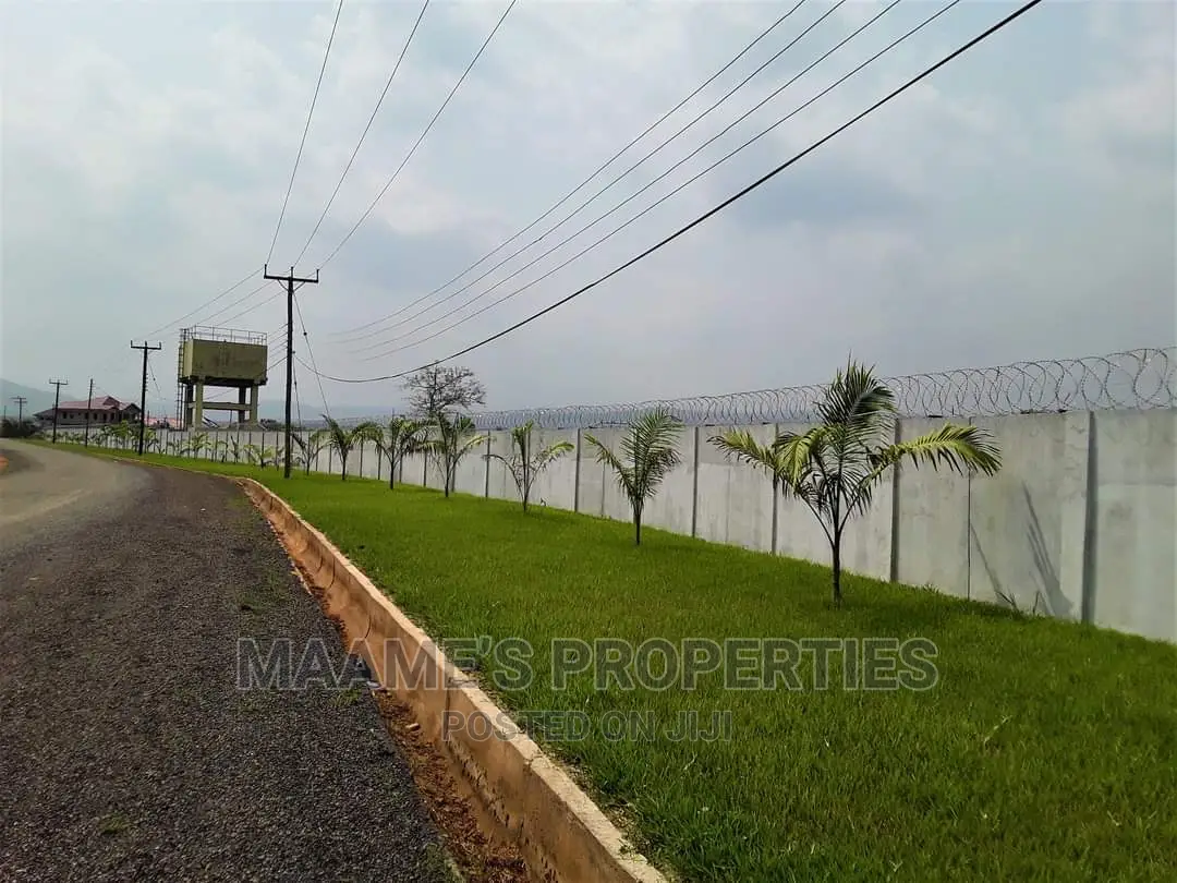 2bdrm House in Maame’S Properties, Oyibi for sale