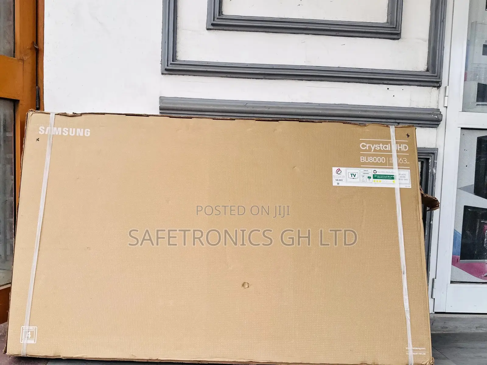 Black Samsung Smart UHD BU80 65 Inches Glossy LED Tv