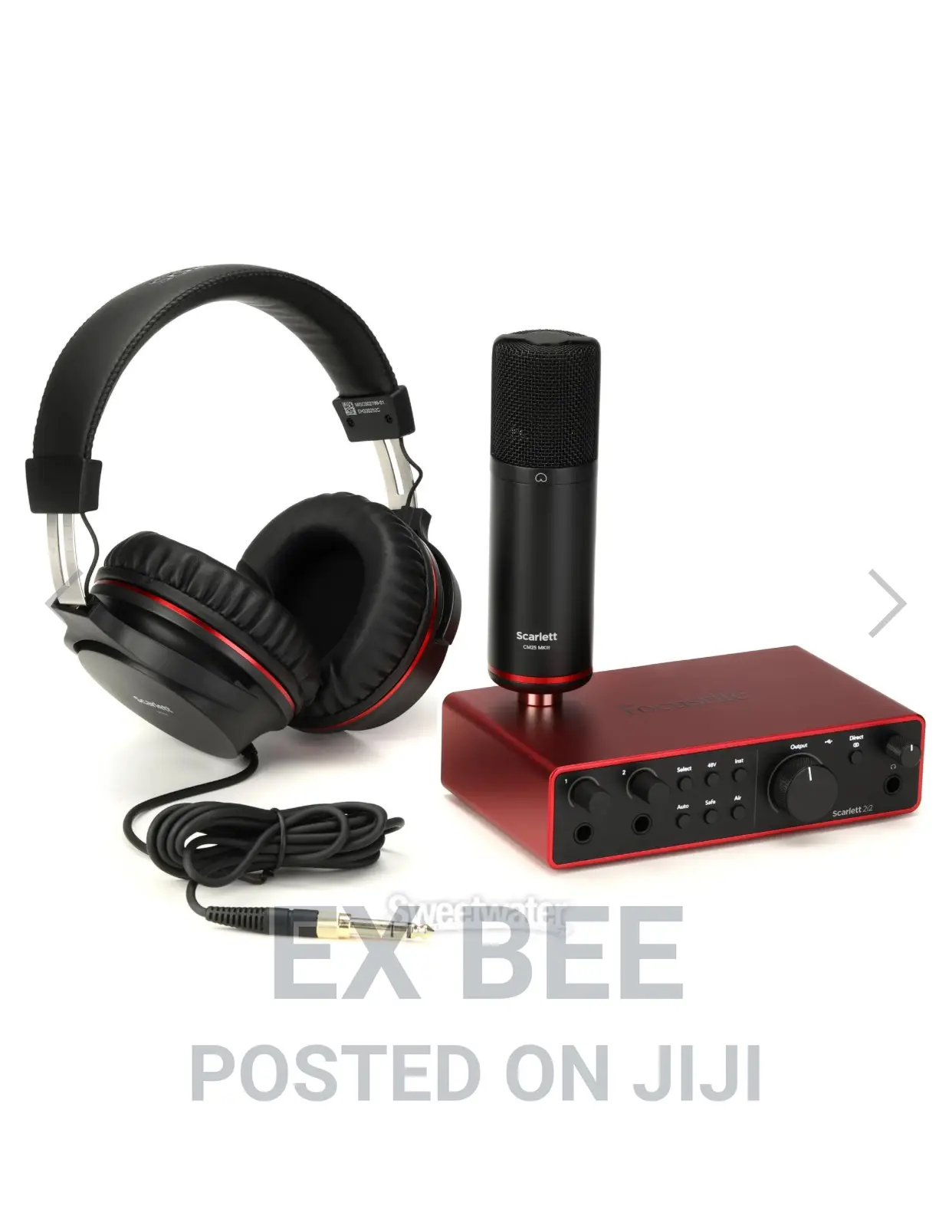 Focusrite Scarlett 2i2 Audio Interface Studio Bundle (4th Generation)