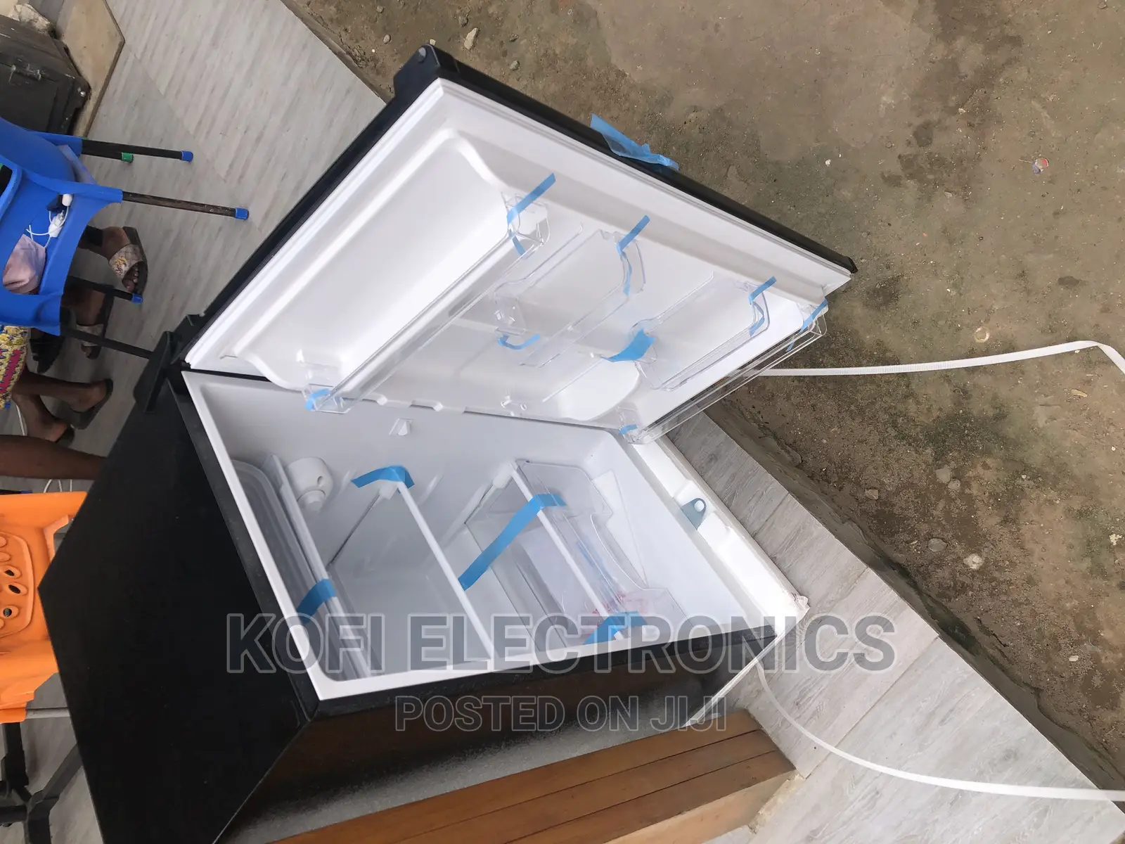 Free Standing Rainbow 93litres - Rf-108 Table Top Fridge