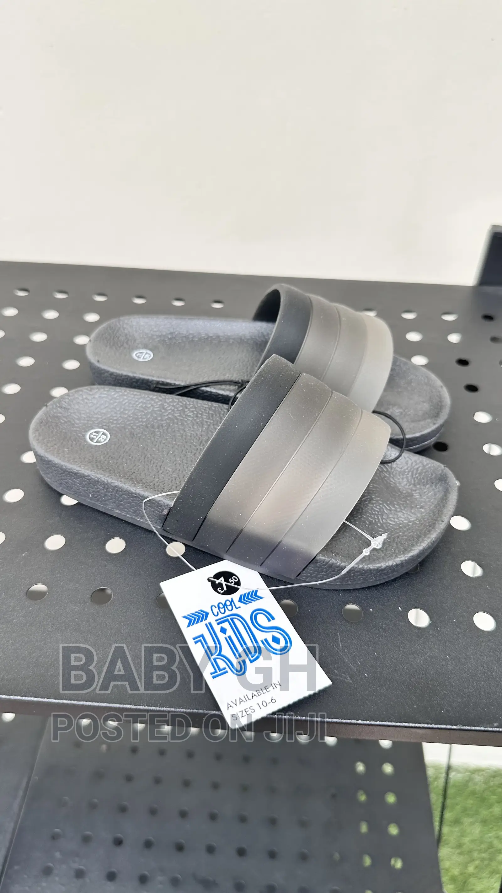 Boys Black Sliders