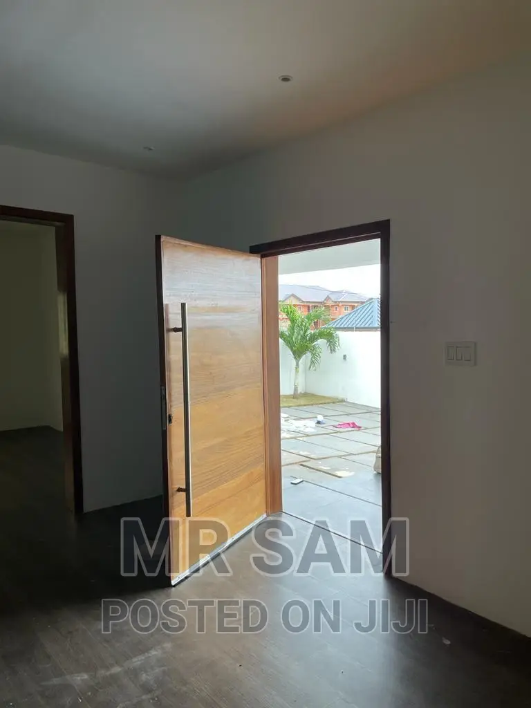 5bdrm Mansion in Sam Properties, Bortiano for sale