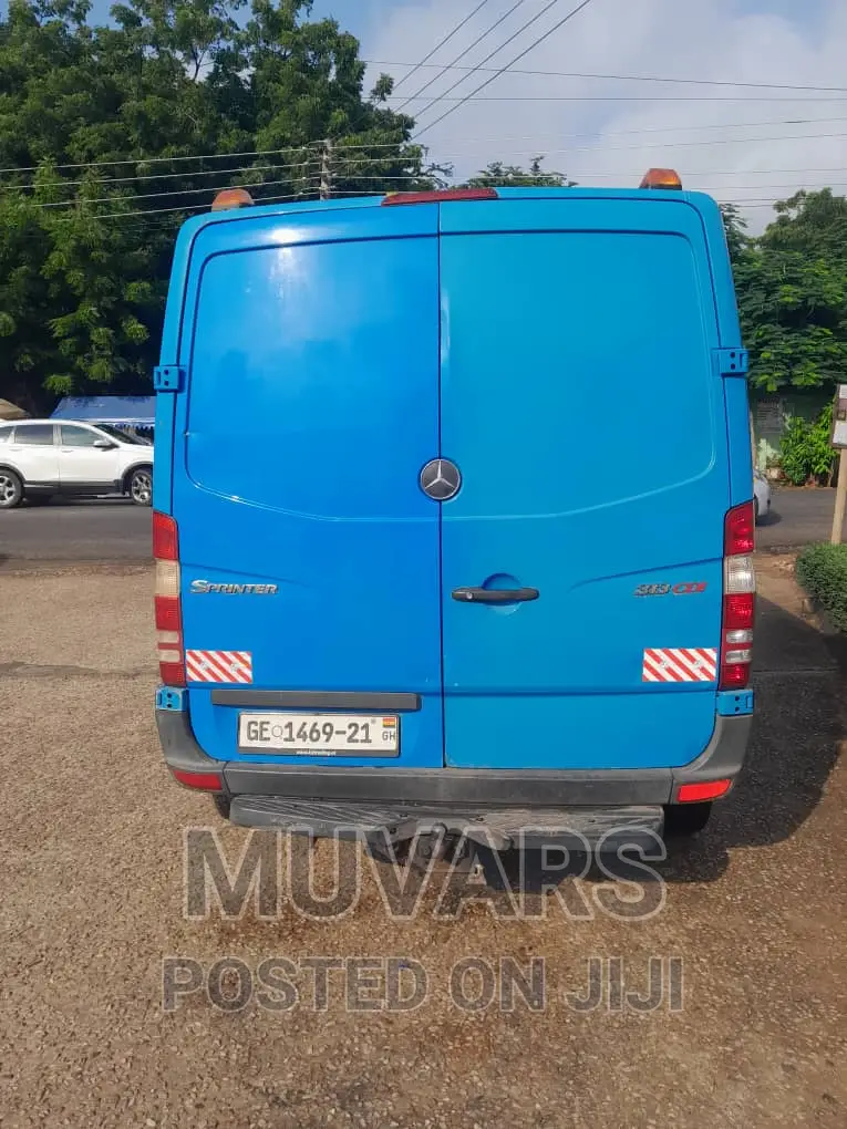 Cargo Minivan for Rent in Accra