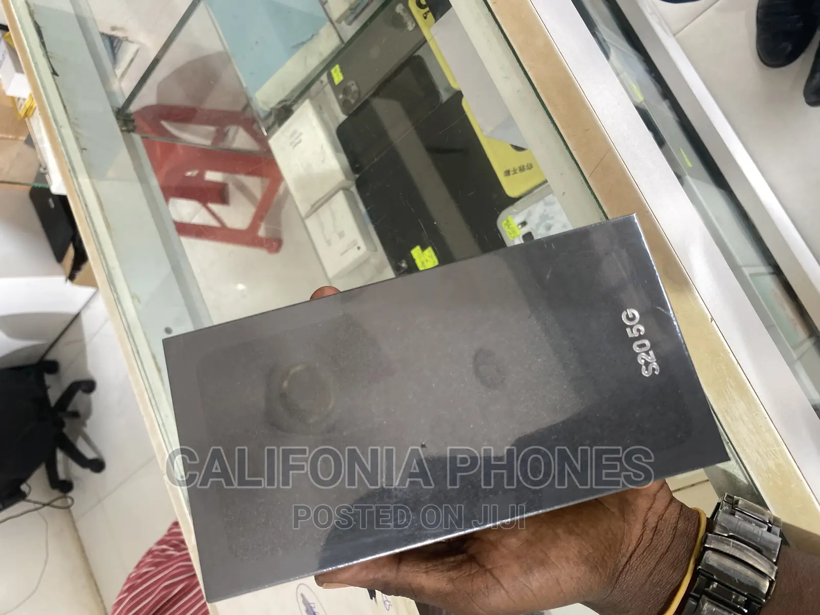 New Samsung Galaxy S20 128 GB Black