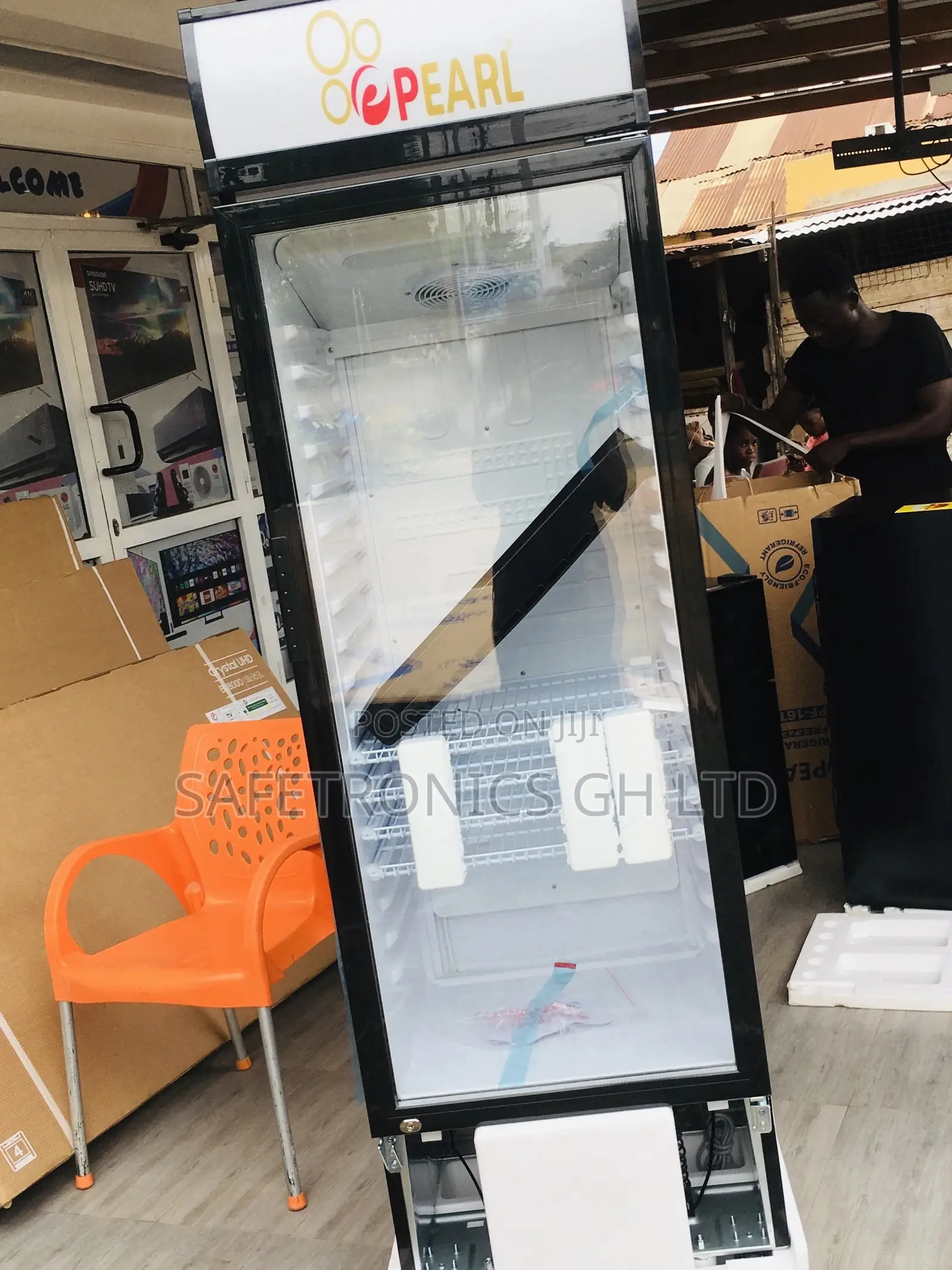 Lockable Pearl Display PVC-424-2B Glass Singledoor Fridge