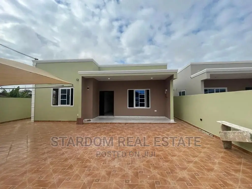 3bdrm Duplex in Spintex Road for rent