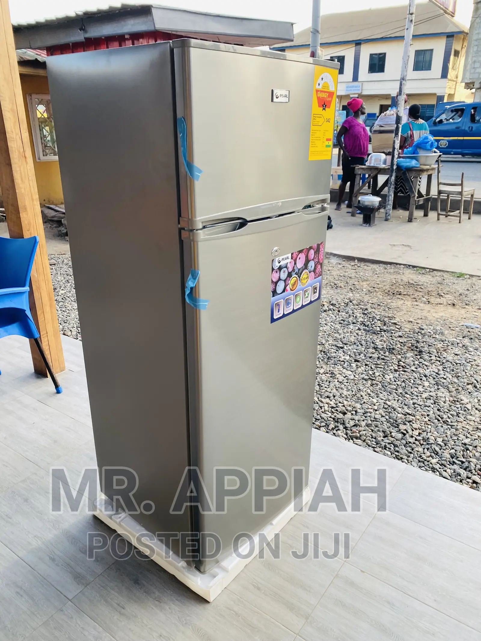 Unique Design Pearl 250 Top Freezer Fridge(205ltr) 