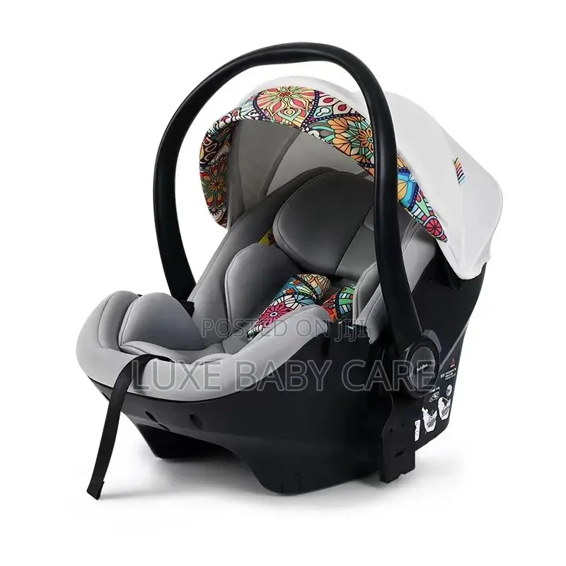 Cozy Baby Carry Cot/ Car Seat