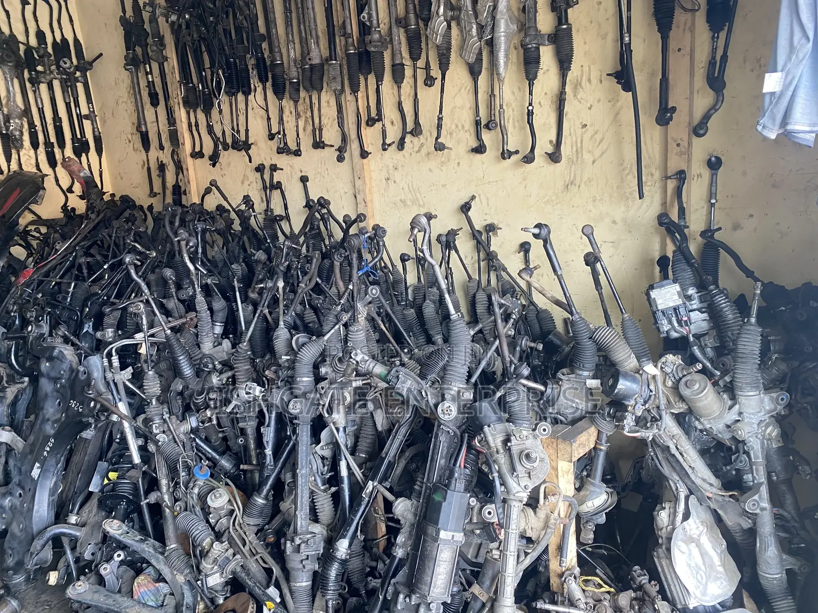 Sales and Service All Kinds of Steering Rack and Ends