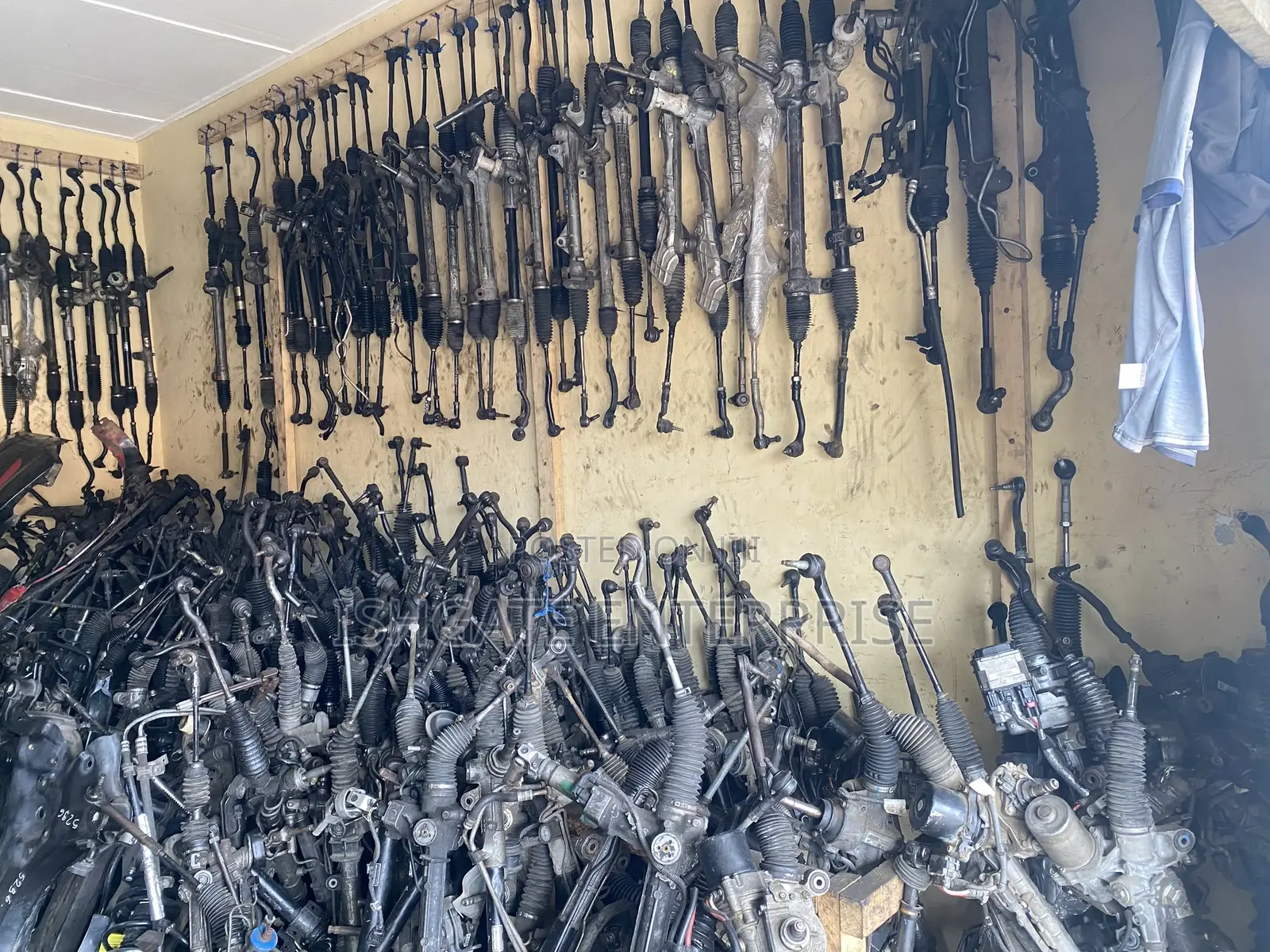 Sales and Service All Kinds of Steering Rack and Ends